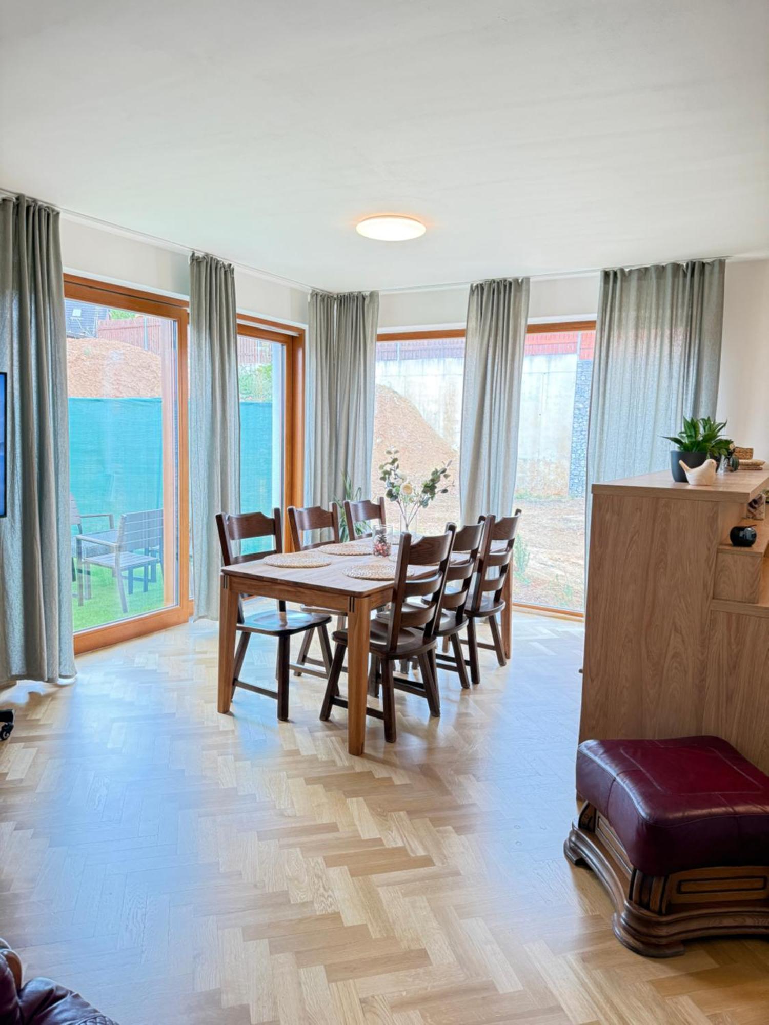 פראג Familyvilla, New 4 Luxury Big Apartments, Parking מראה חיצוני תמונה
